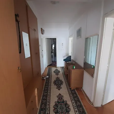 Ivano Apartment Stip